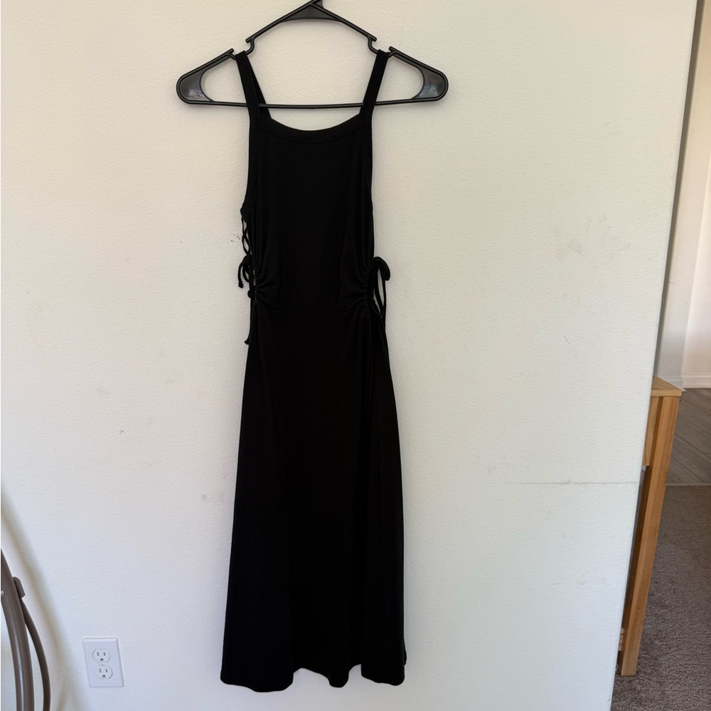 GAP Black Sleeveless Side-Tie Midi Dress